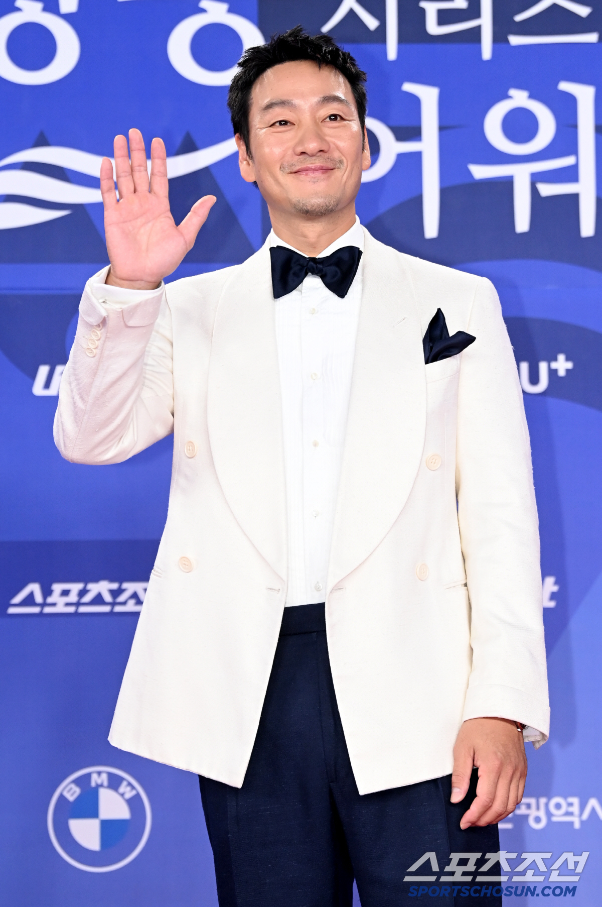 [포토] 박해수, 젠틀미소로 손인사