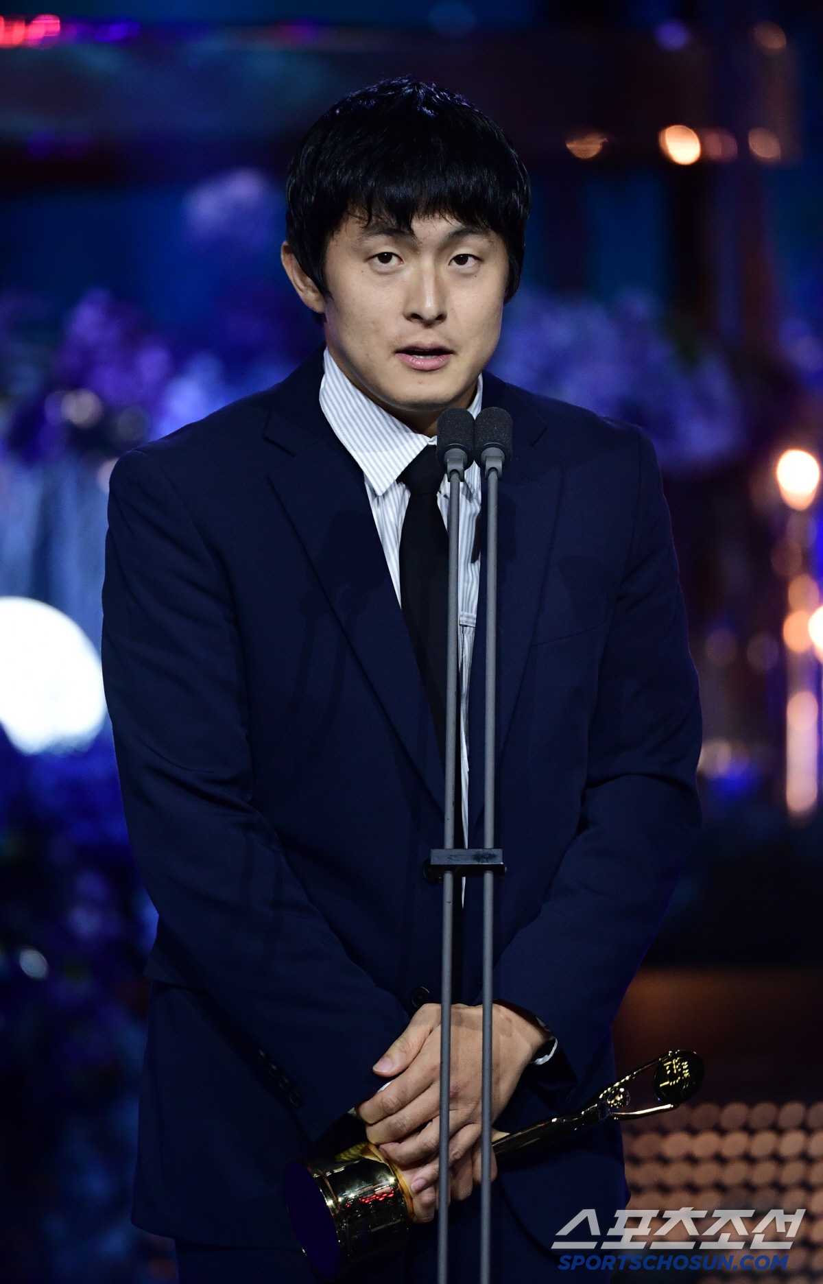 [제4회 BSA] 기안84, 남자예능인상 "BTS 진, 도망갈까봐 걱정했…