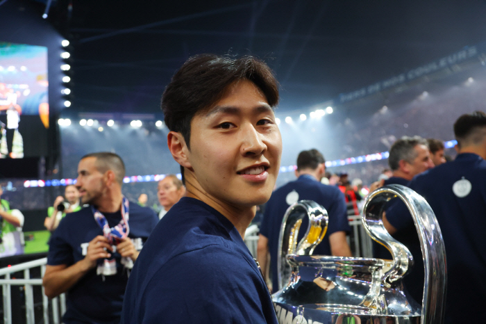 이강인 대반전! 무리뉴에게 떠날 'PSG 전력외 3인방' 포함…