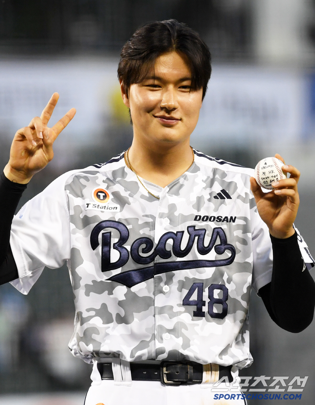 1m93 피지컬 괴물인데 잘생기고 홈런까지! 그 비결은 → 김동준 "형이…