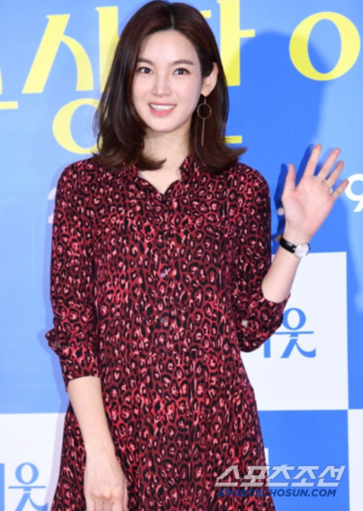 '싱글맘' 정가은, 생활고 고백 "딸에 조각케이크도 못 사줘..미안하고 …