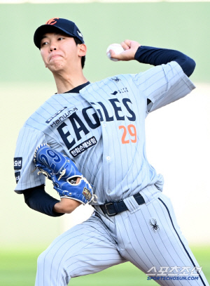 'ERA 1위' 선발진 재편→막내가 왔다, 