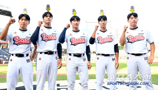스카우트 사로잡은 간절함→필승조 원석 발견했다…'타율 1위' 중심에 14…