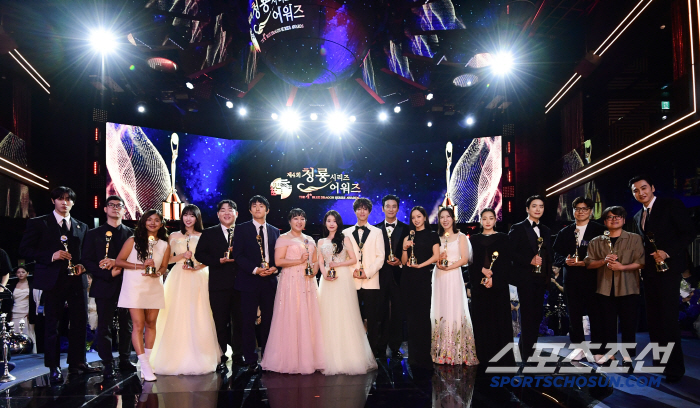 [제4회 BSA] '청룡'이라 가능..'공정'의 이름으로 모인 톱★→콘텐츠 대화합의 장(종합)