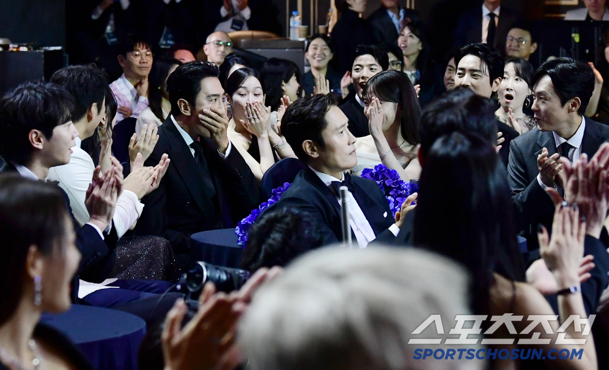 [제4회 BSA] '청룡'이라 가능..'공정'의 이름으로 모인 톱★→콘텐…