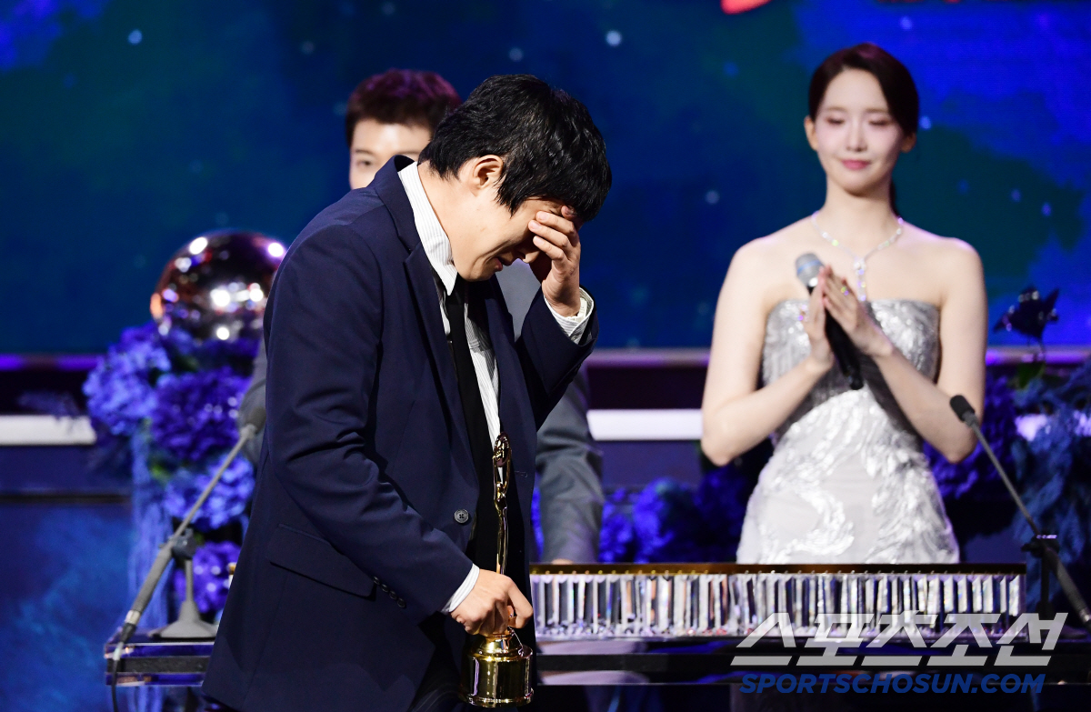 [제4회 BSA] '청룡'이라 가능..'공정'의 이름으로 모인 톱★→콘텐…
