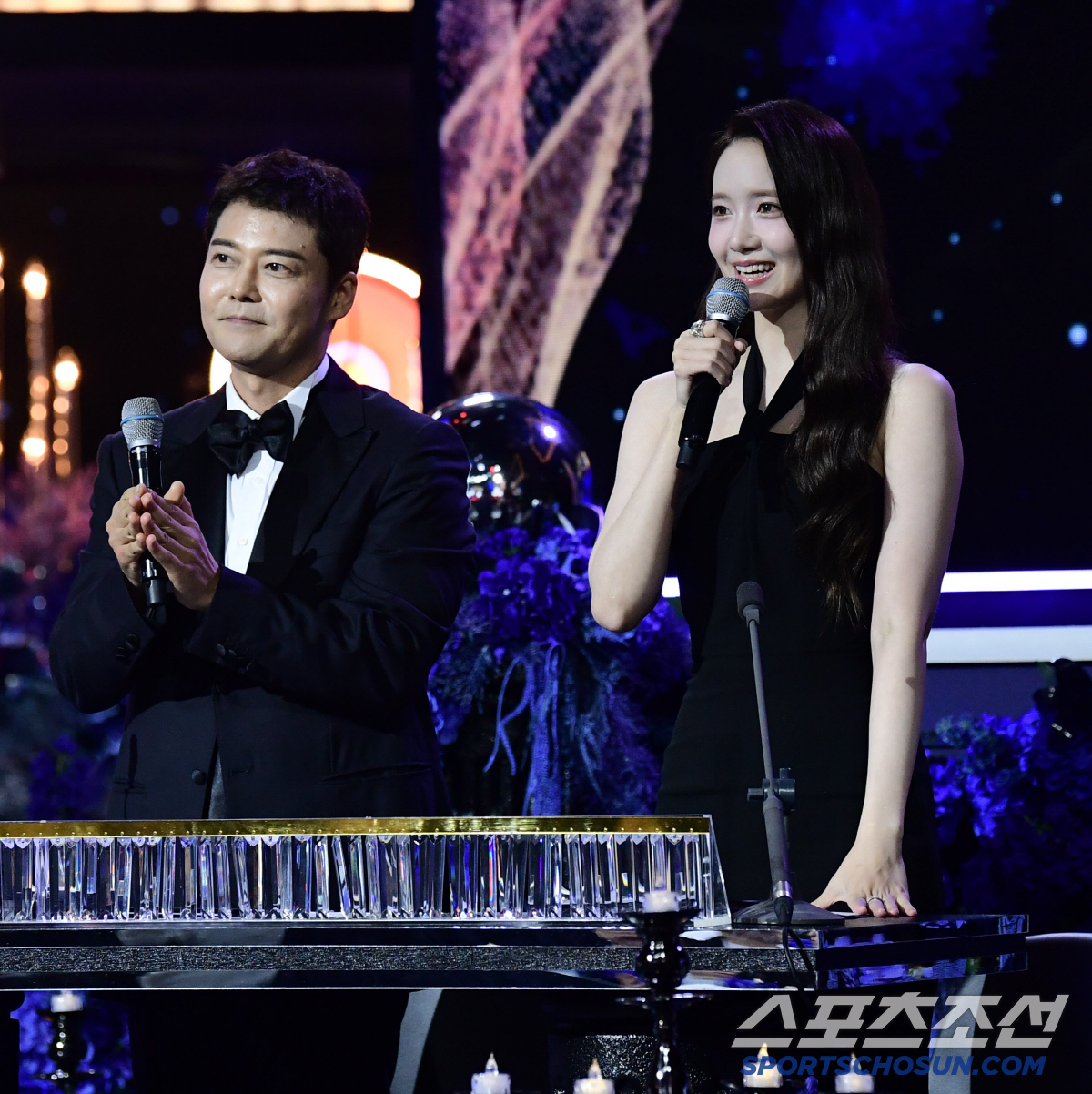 [제4회 BSA] 프로MC 전현무·여신美 임윤아, 완벽 진행으로 청룡의 …