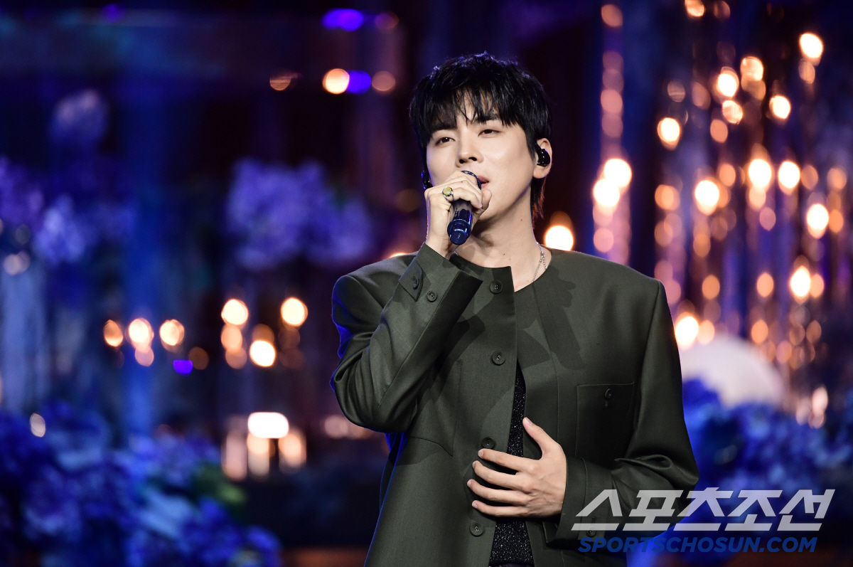 [제4회 BSA] 공약 지킨 임시완→최백호 향한 기립…청룡 물들인 '역대…