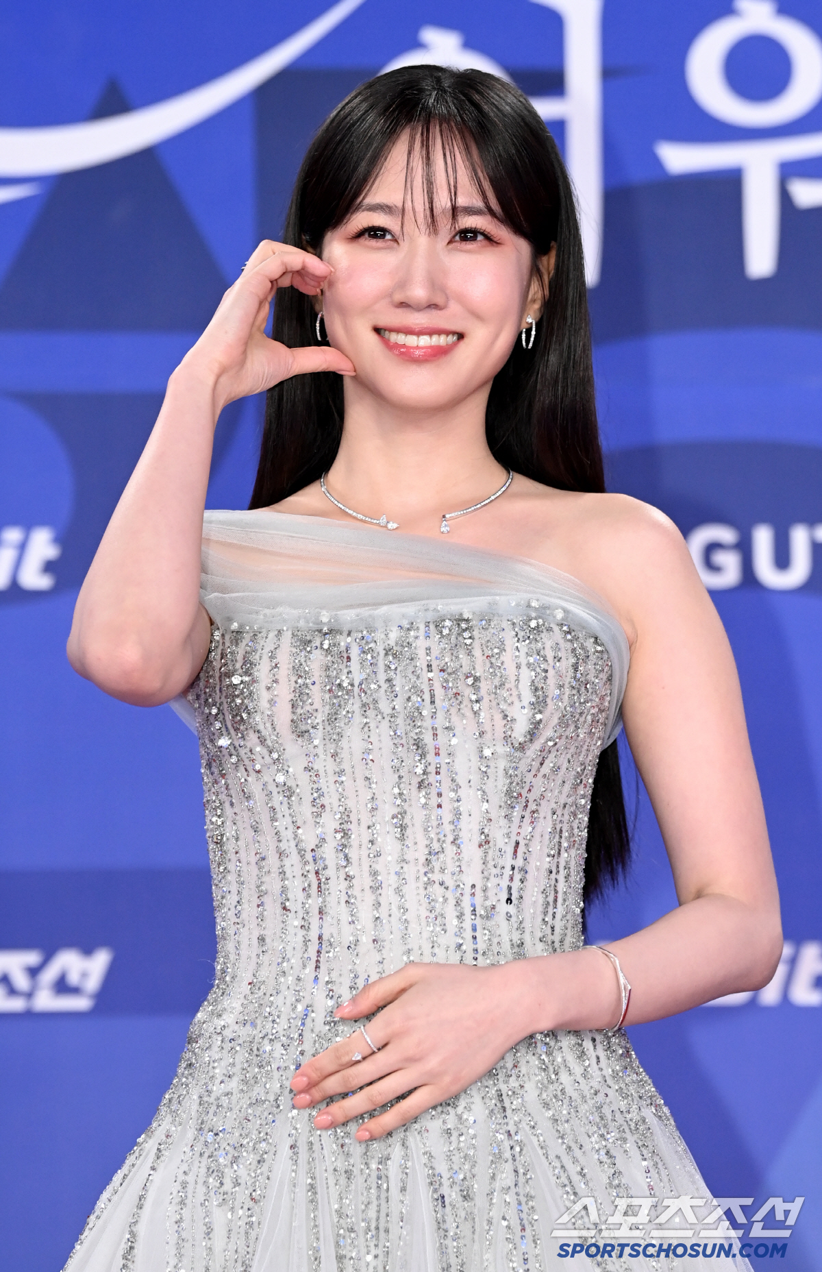 [제4회 BSA] 존재만으로도 찬란했다..'데뷔 30년차' 대배우 박은빈…