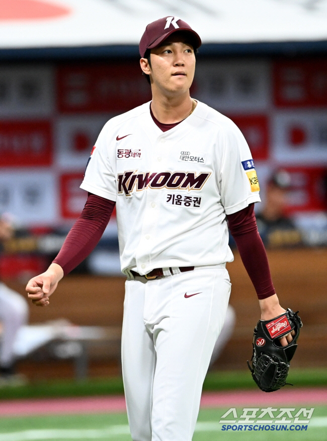 내년 WBC 청신호? '복귀 D-59'  안우진, 40구 '불꽃투' → …