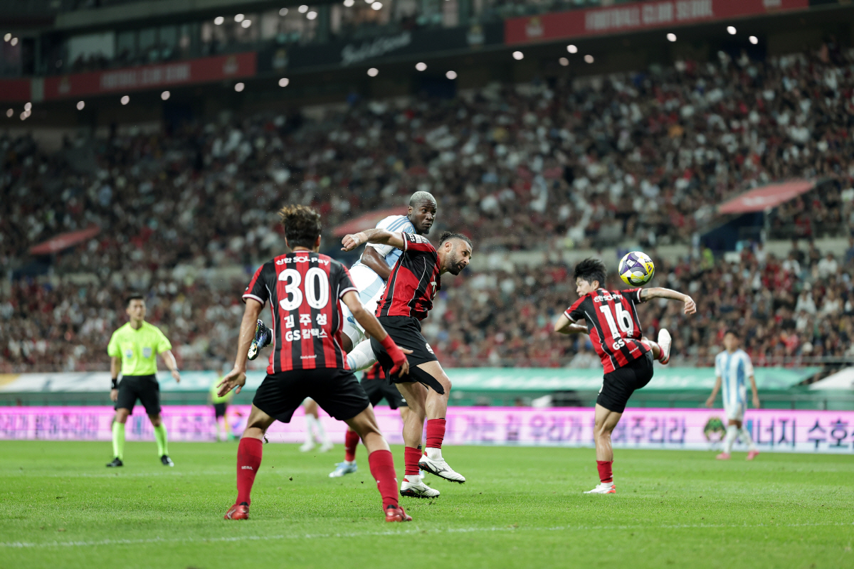[현장인터뷰]브라질 틈새에 각성한 EPL, 린가드 "축구 인생 톱5 안의…