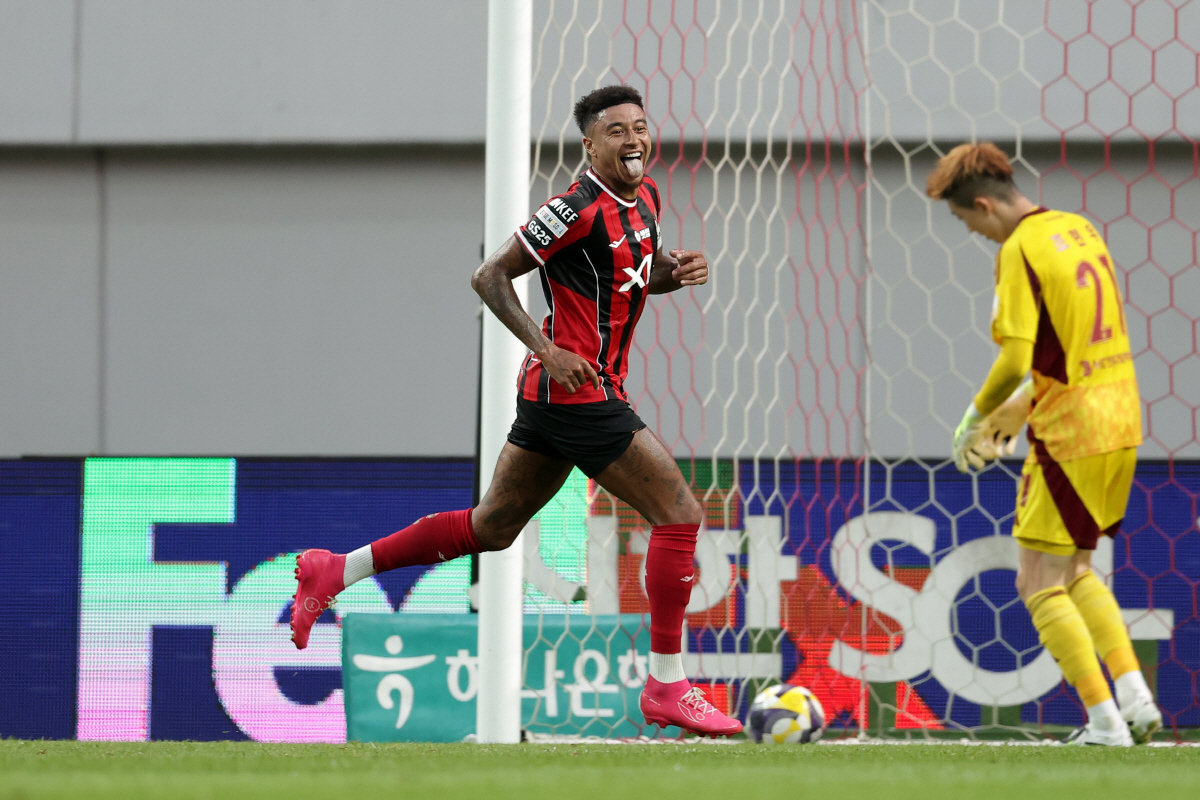[현장인터뷰]브라질 틈새에 각성한 EPL, 린가드 "축구 인생 톱5 안의…