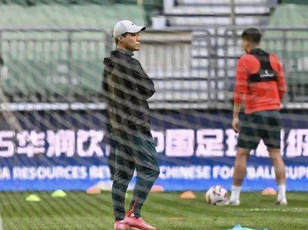 中, 혐한 수준의 비판 등장 "중국 구단, '한국인 감독 공포증'에 시달…