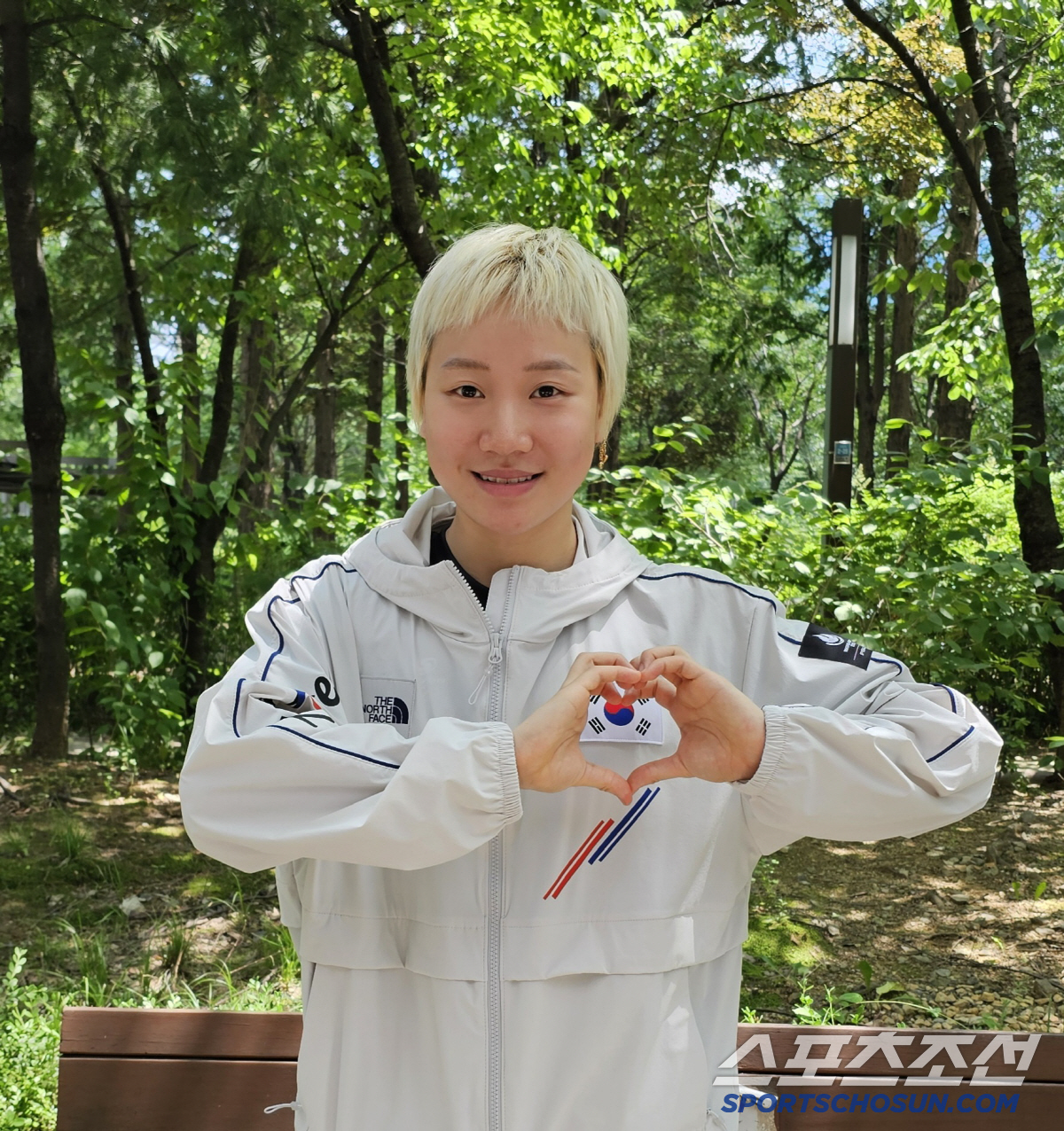 "19세 배영천재,또 해냈다!" '세종대 25학번'이은지 배영100m도 …