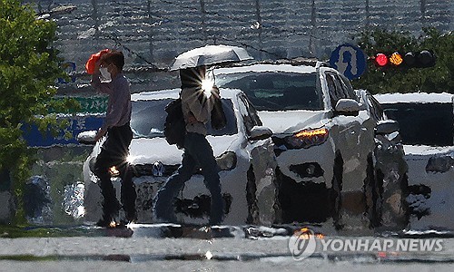다시 찾아온 폭염에 온열질환 증가…전날 61명 응급실행