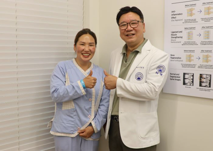 "14년간 목발 의지 환자 스스로 걸었다"…자생한방병원, 11년 전 치료…