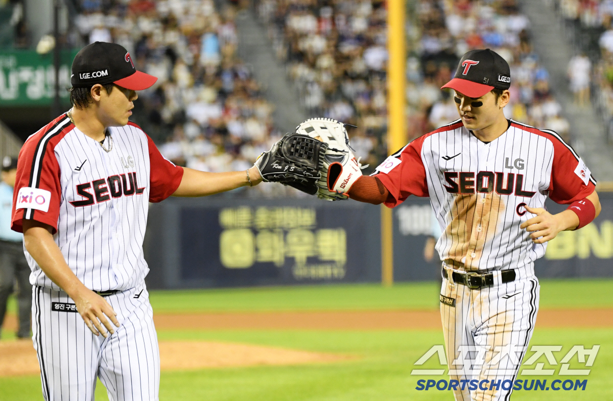 '풍부해진 LG 불펜 빛좋은 개살구되나.' 김진성-이정용의 A조는 확실.…