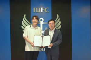 '구단-팬-도시 이야기 담는다' 인천, 영화사 디파크와 다큐멘터리 '나의 사랑 인천 FC' 제작 업무협약 체결