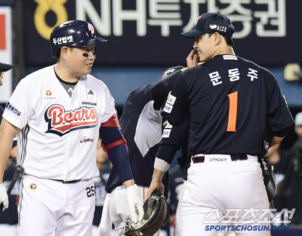 리베라토 '슈퍼캐치' 땡큐! 문동주 158km 쾅! 8승 요건 갖췄다 →…