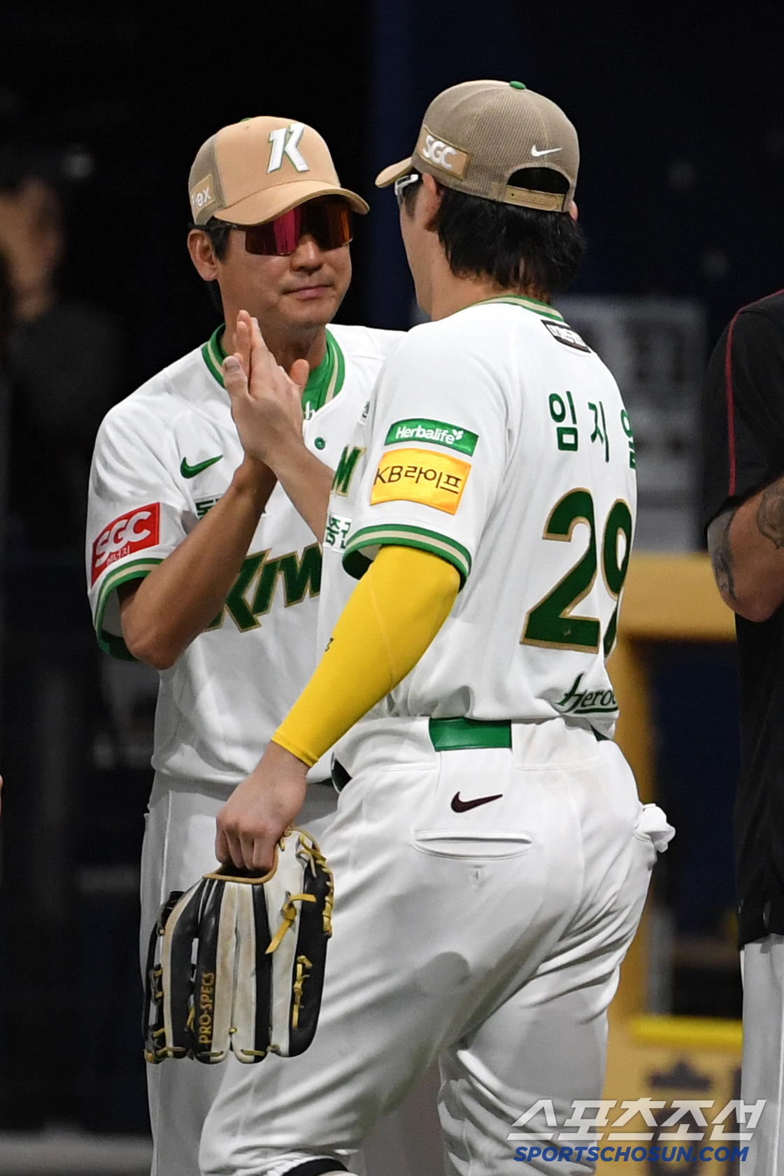 "나균안 쿠세? 비밀이긴 하지만…" 김하성 입단동기인데 '4안타' 첫경험…