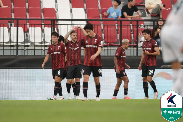 "어린 시절부터의 꿈" 부천FC 상승세의 중심 "여름의 바사니, 기대해도…