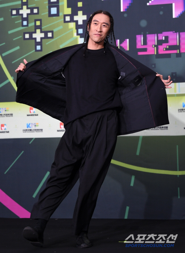 빽가, 심의 통과 못 했다 "방송 활동 불가..공중파도 NO"