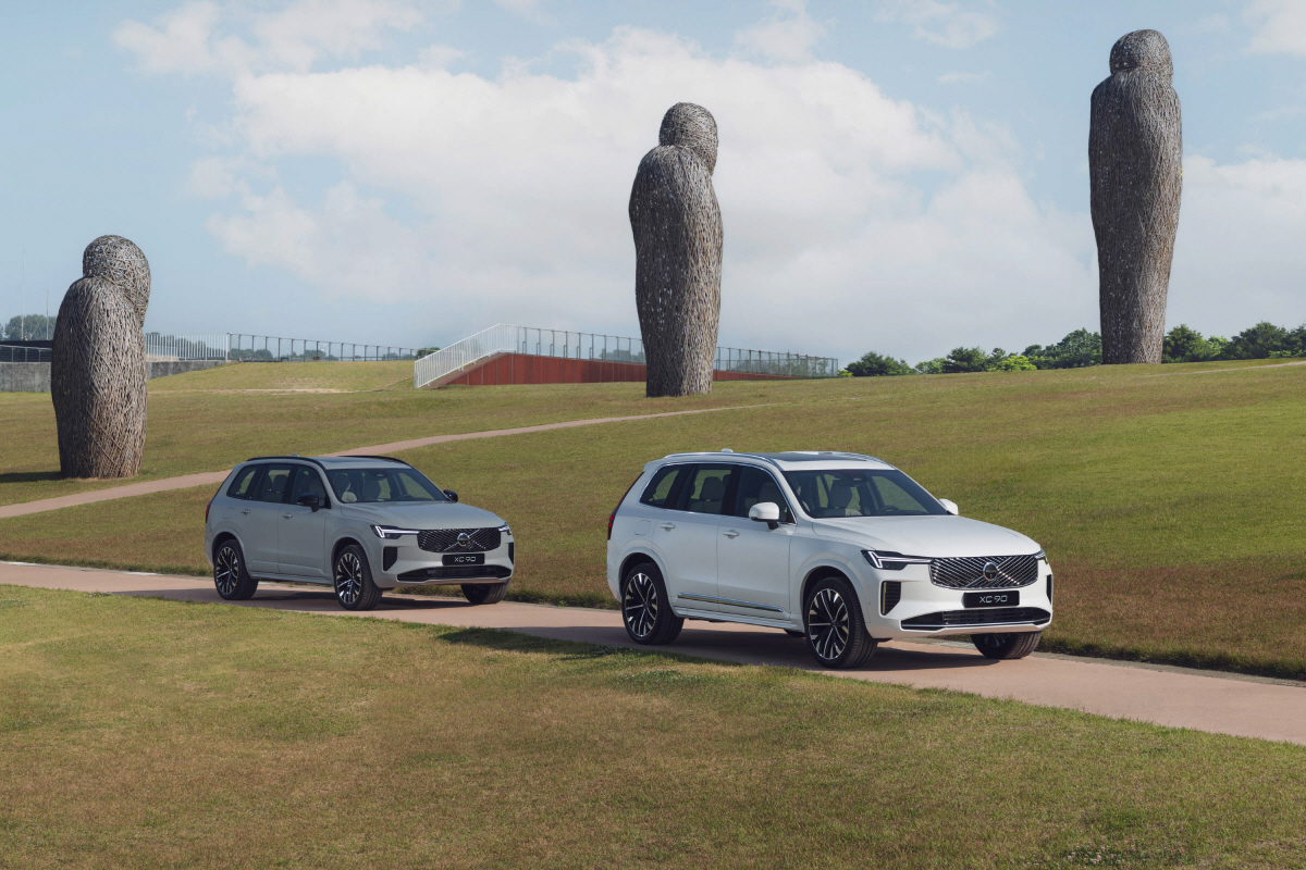 볼보자동차코리아, XC90·S90으로 프리미엄 이미지 강화