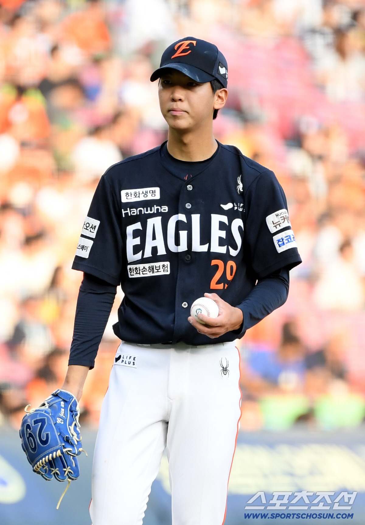[포토] 황준서 '1회 홈런포 세 방 허용'