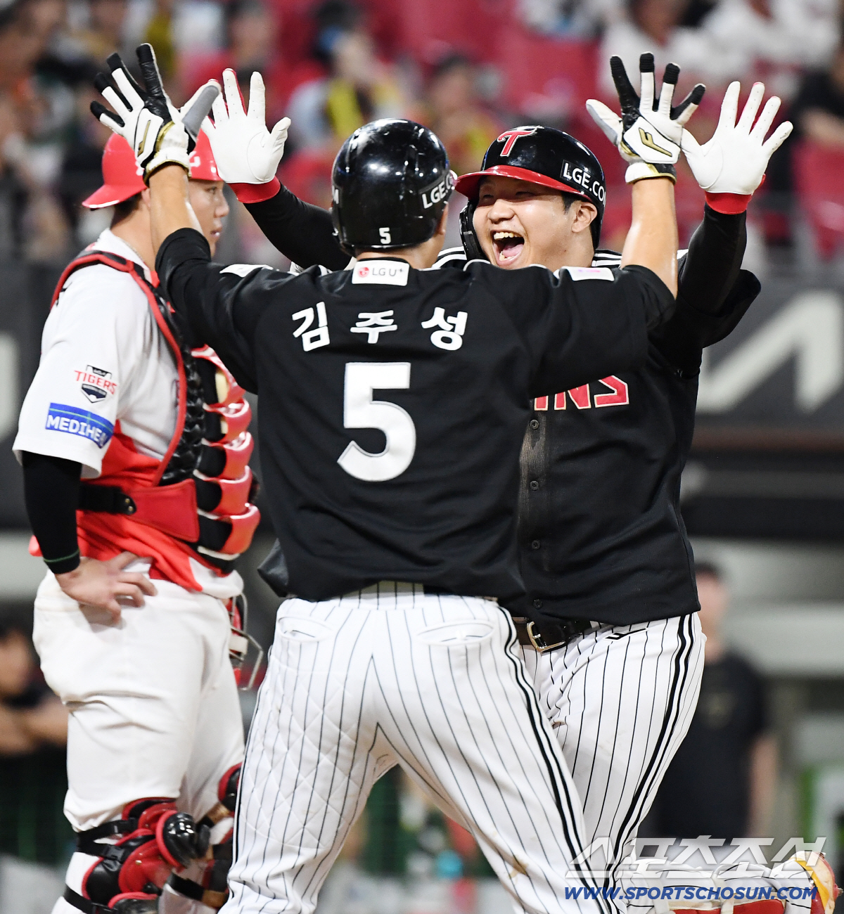 '3B1S에서 돌렸다.' 결승 투런포 만든 25세 4번 타자 "볼넷보다 …