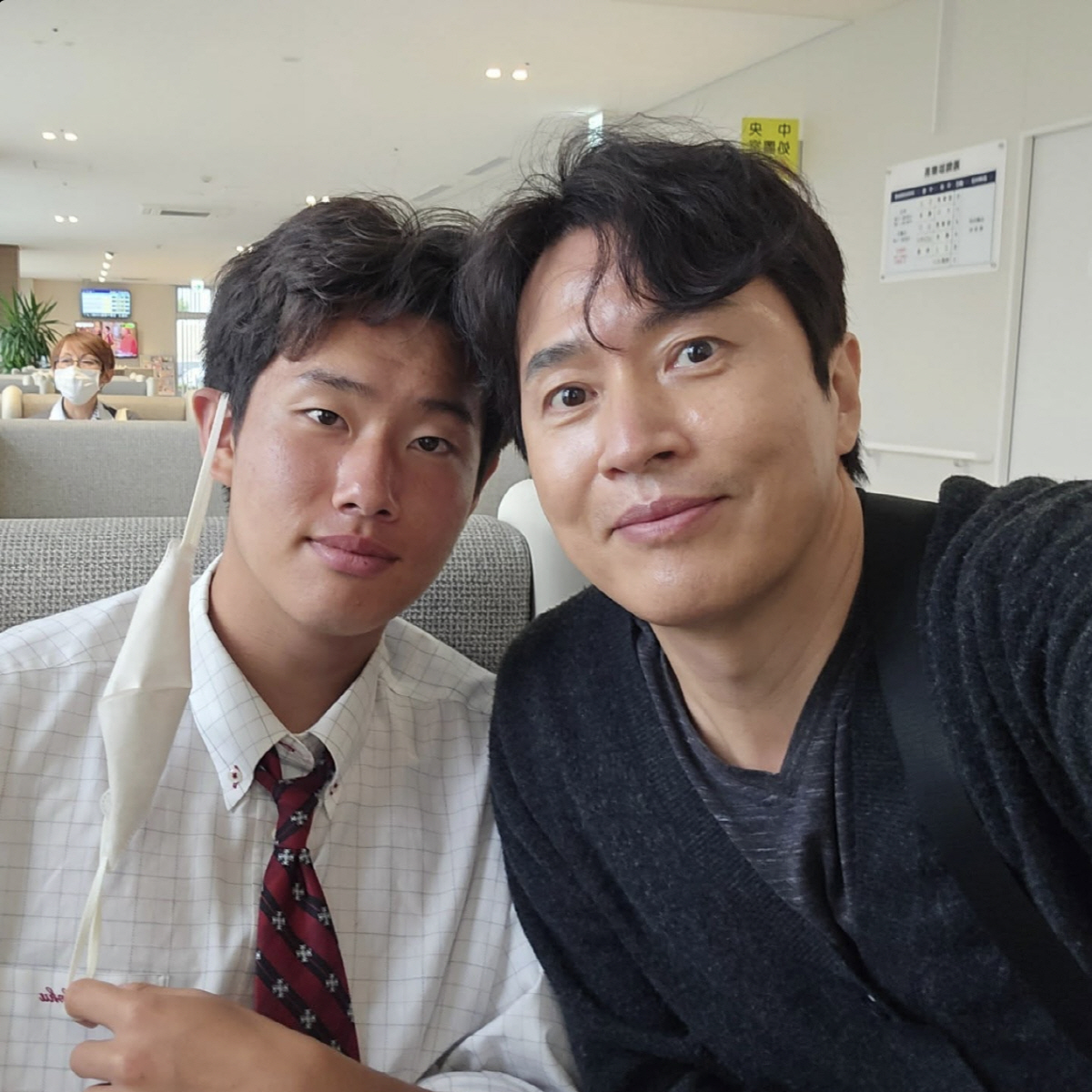 '日 국대 기대주' 가수 김정민 차남, 연예인 아들+한국→일본행에 현지 …