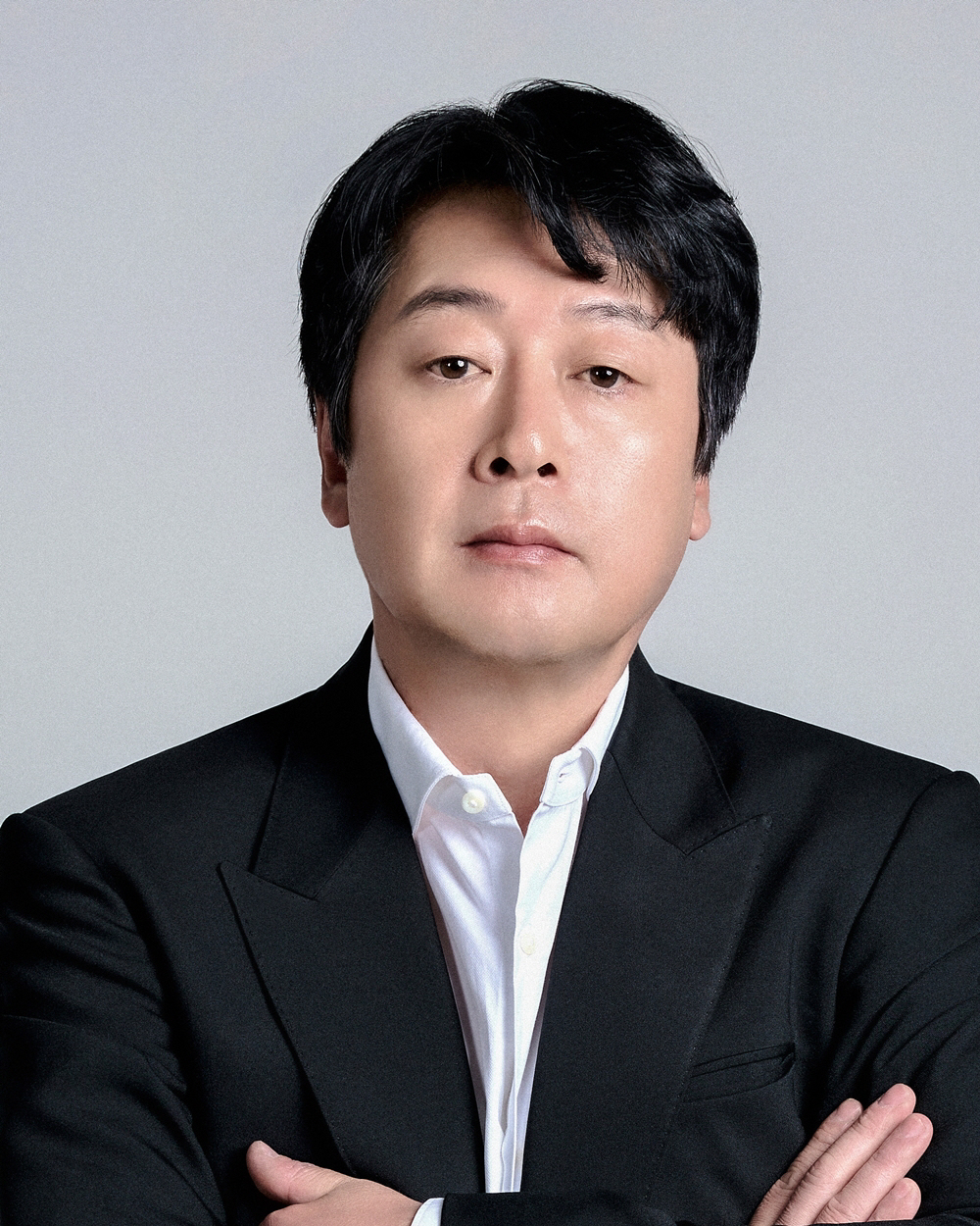 이별한 김윤석 새 출발했다.. HB엔터와 전속계약 '이성민·안재현 한솥밥…