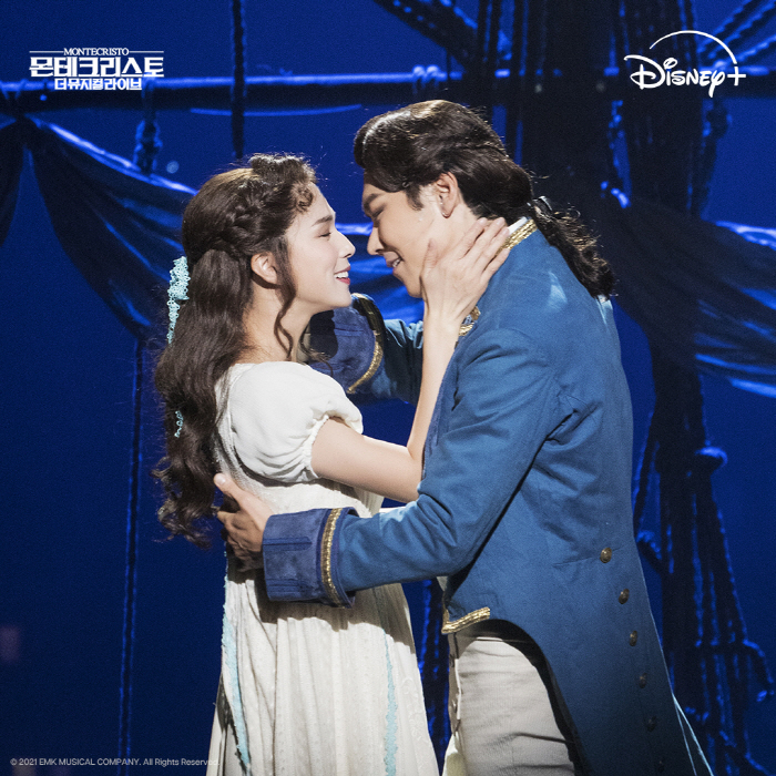 옥주현, 폭발적 성량→압도적 뮤지컬의 감동, 안방에서 본다…디즈니+ '라…