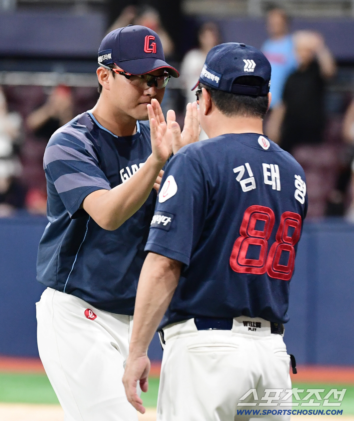 "9승 했는데 그냥 던져!" 사령탑의 '밀당'…에이스는 3년 만에 10승…