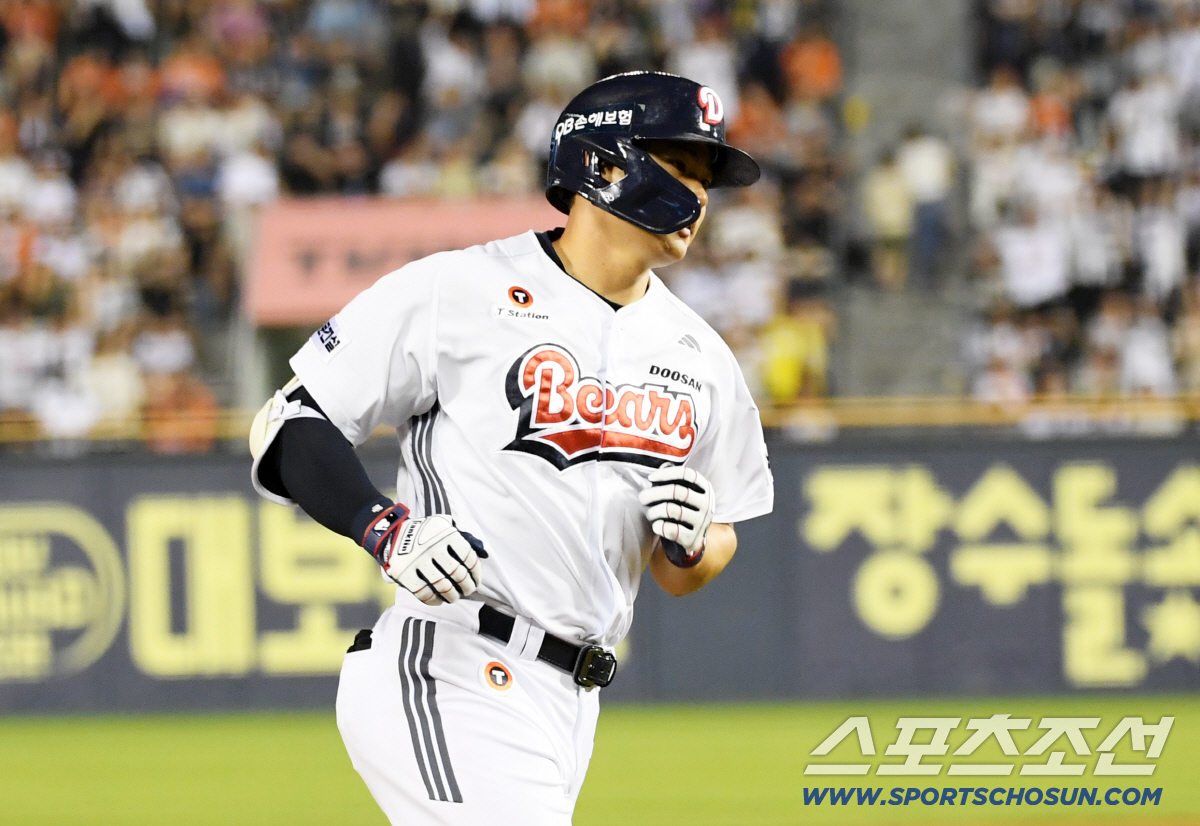 폰세 70구 교체 변수→김재환 짜릿 역전포→노-채 적시타 '반격'…두산-…