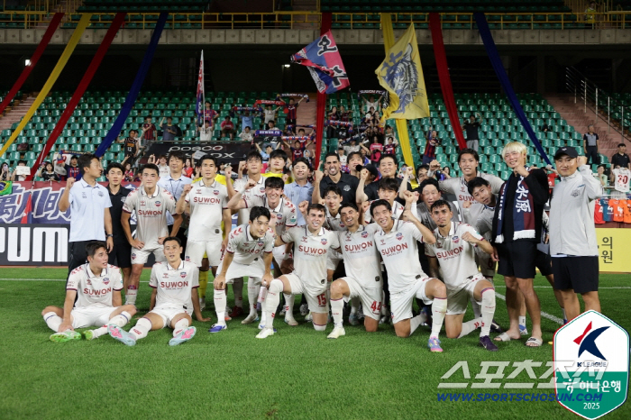 "오랫동안 지켜봤다" '윌리안현범' 부활 이끈 '샤프'김은중 감독의 안목…
