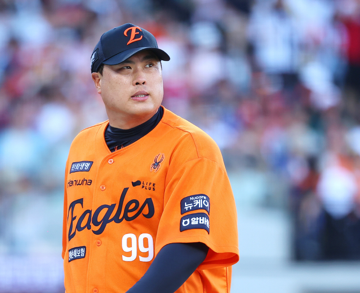 "몸 상태 이상 없다" 류현진 충격 강판, 세기의 맞대결 허무한 조기 종…
