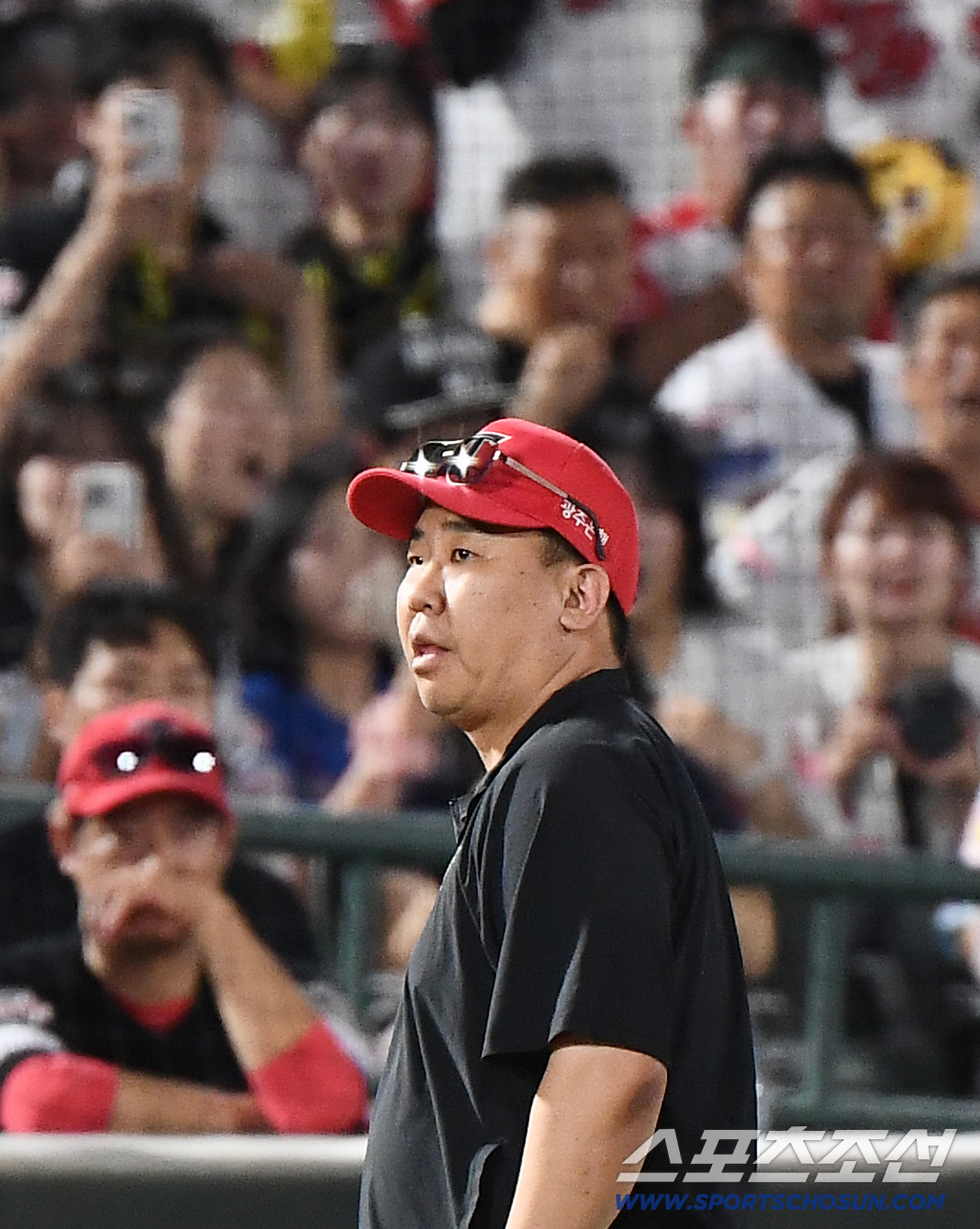 '이게 주루방해라고?' 발끈한 이범호 감독, 퇴장 각오한 폭풍항의 → 말…