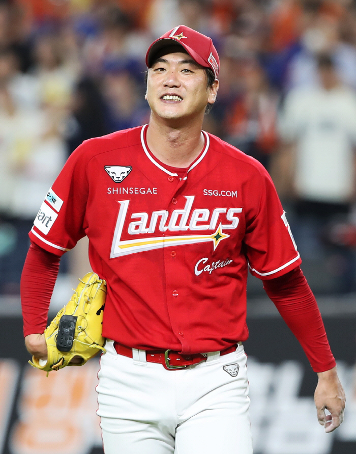 '류현진 충격 강판 → 김광현 6이닝 2실점 완승' 빅매치에서 깨어난 SSG, 1위팀 잡았다[대전 리뷰]