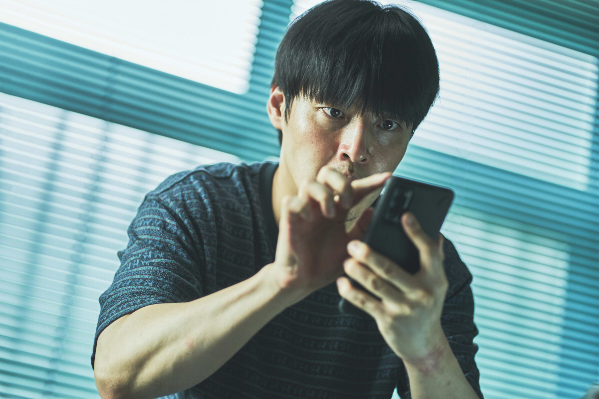 [SC인터뷰] "영끌족NO, 오직 체크카드"…강하늘, '84제곱미터'로 …