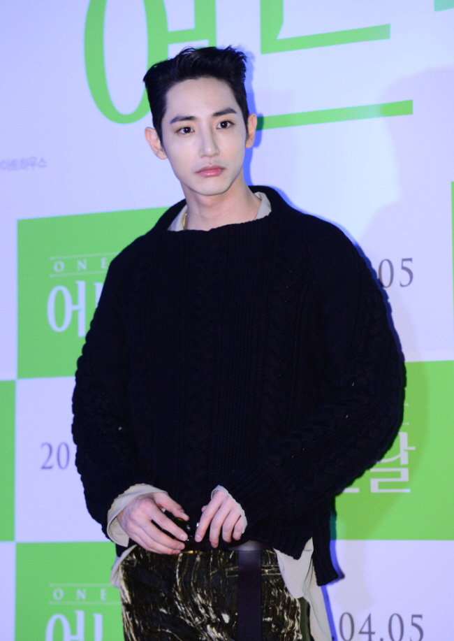 이수혁 'S라인'으로 칸 입성 