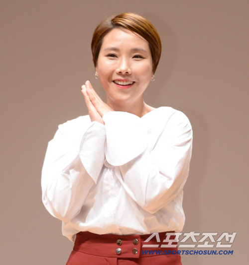 김대희, 별거 고백..신봉선 “카메라 켜지니 손 올려. 징그러”