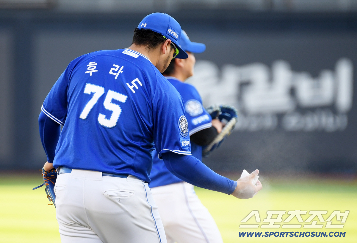 "수많은 외국인을 겪어봤지만…" 후라도에 모자벗고 인사 박진만 감독, 진…