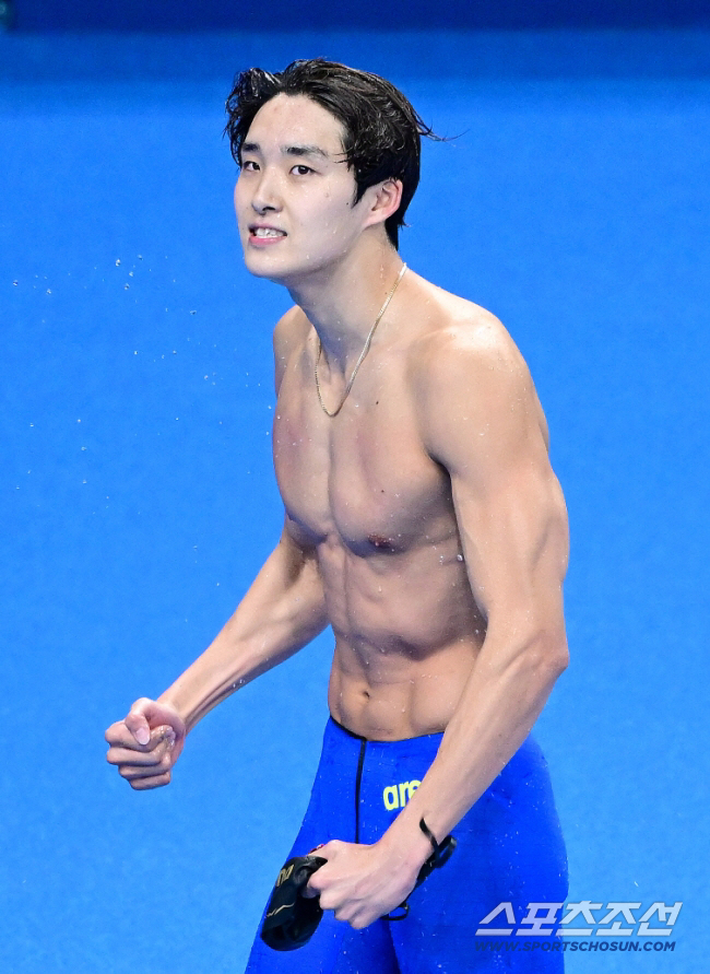 "아깝다!0.25초차 銅" 김우민 자유형400m 초박빙 3위!2연속 포디…