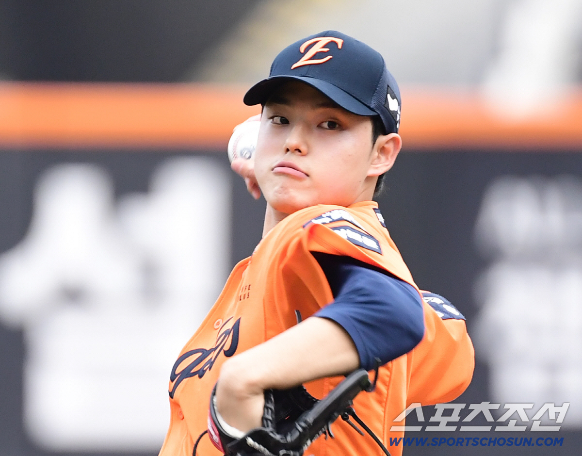 '대체 얼마만이냐! 최정 연타석포' SSG, 선두 한화 잡고 위닝시리즈[…
