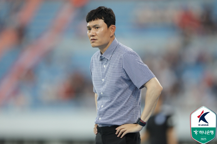 '극장 무승부'에도 웃지 않은 정경호 감독 