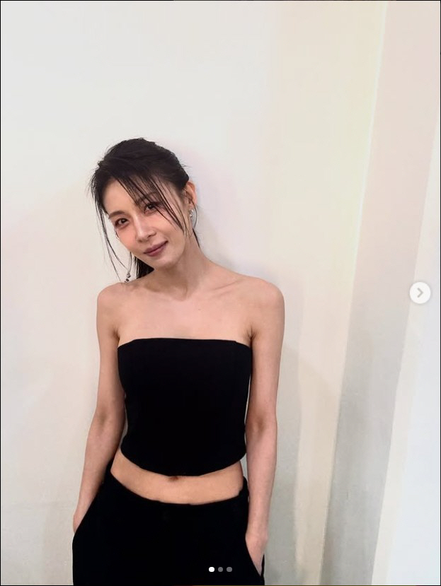 하지원, 소멸 직전 얼굴+완벽 어깨 라인…분위기 美쳤다