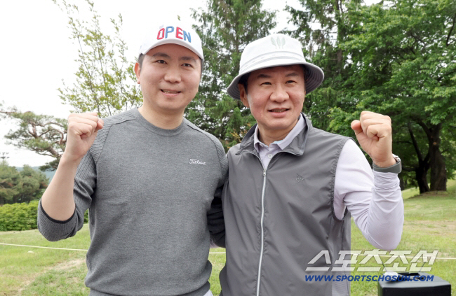 [SC비하인드]한국이 도운 바르사 日투어, 정몽규+유승민 회장 우정 결정…