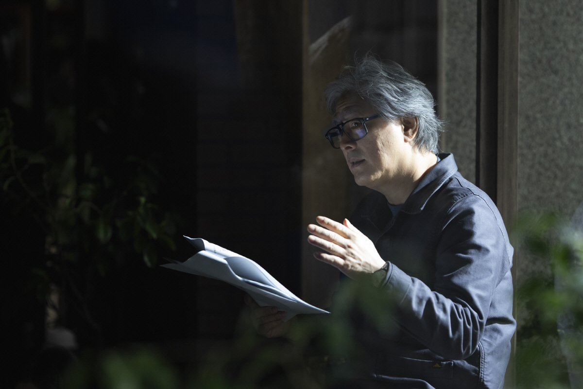 박찬욱 감독, '어쩔수가없다' 변태적 미쟝센→노골적 유머까지 "가장 만들…
