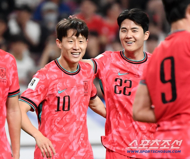 '휴,다행이다!' 골대 충돌로 광대뼈 다친 이재성, 다행히 큰 부상 면해…
