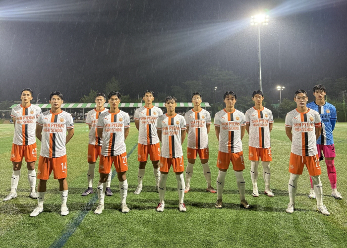 충남 신평고 대통령금배 우승에 힘 보탠 푸마…유소년 축구 지원 강화 약속